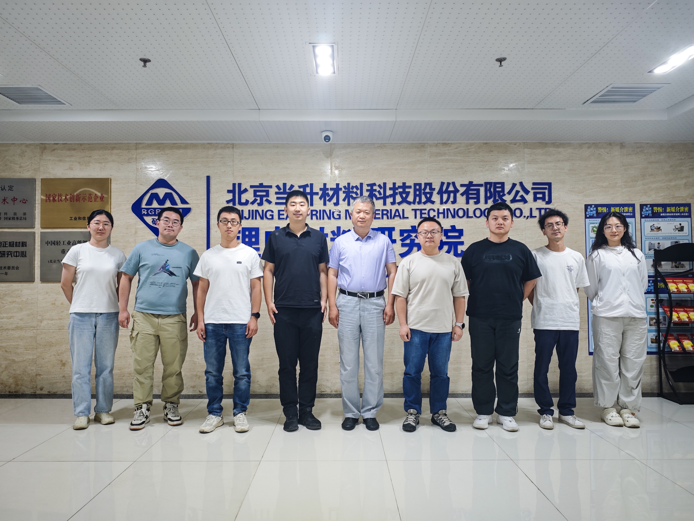 pg���d-pg���d�ٷ���-pg���d���b2025���°�V2.7.77-2265��׿�W(w��ng)