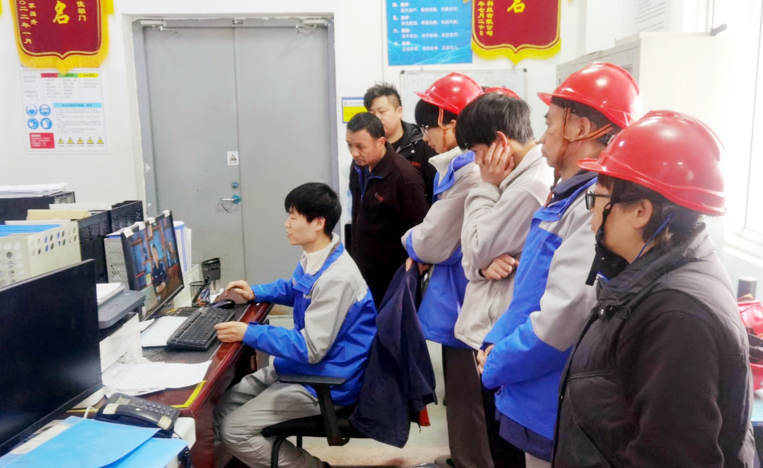 pg���d-pg���d�ٷ���-pg���d���b2025���°�V2.7.77-2265��׿�W(w��ng)